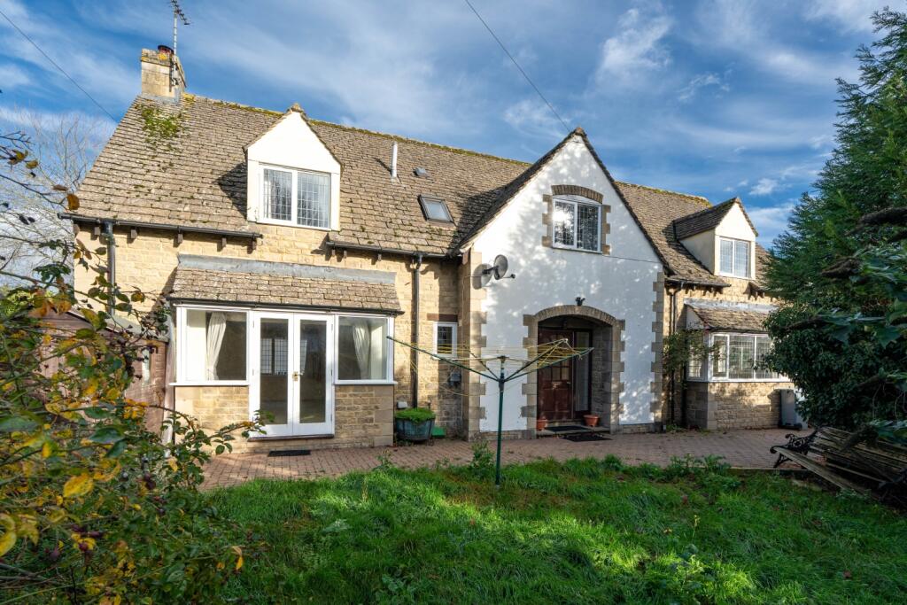 Main image of property: High Street, Standlake, OX29 7RH