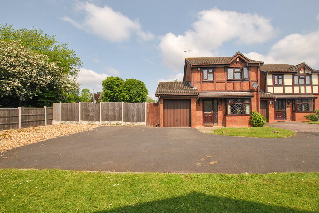 3 bedroom detached house for sale in Knowle Wood View, Randlay, Telford, TF3 2NE., TF3