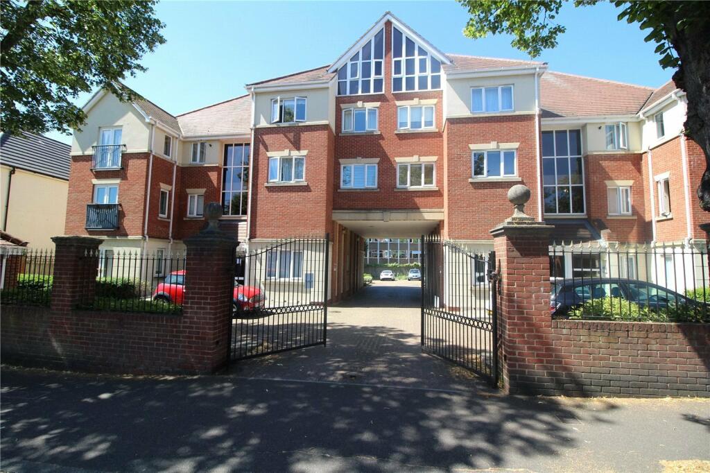 2 bedroom apartment for sale in Chartwell Place, Junction Road, Romford