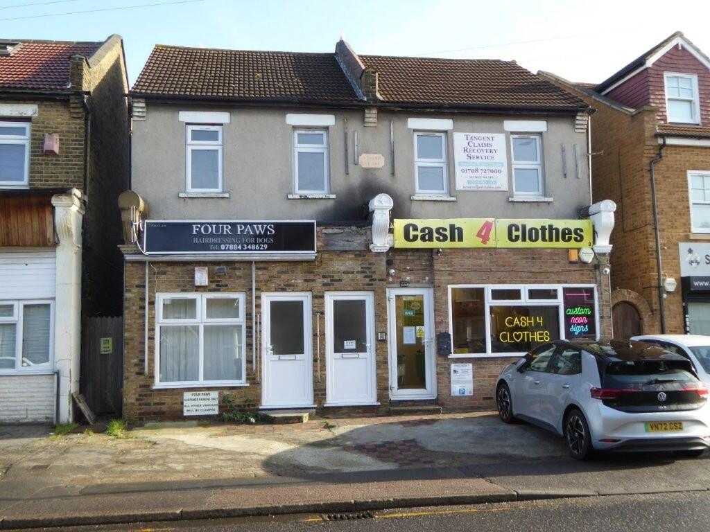 Main image of property: Park Lane, Hornchurch, London, RM11