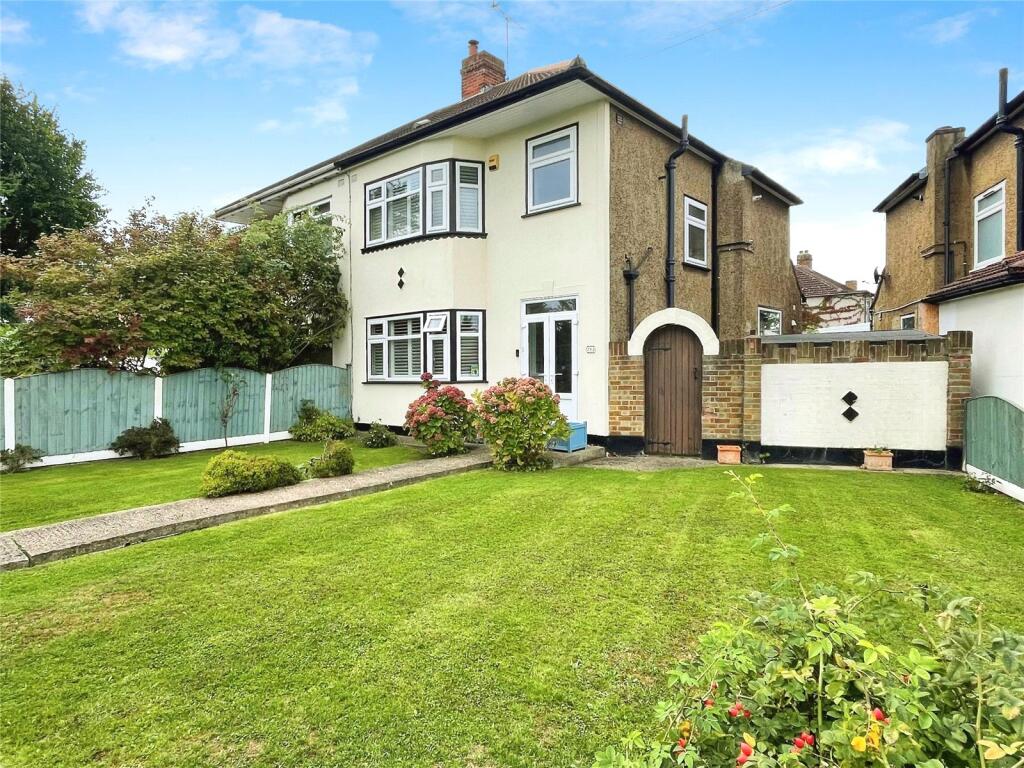 Main image of property: Southend Arterial Road, Hornchurch, RM11