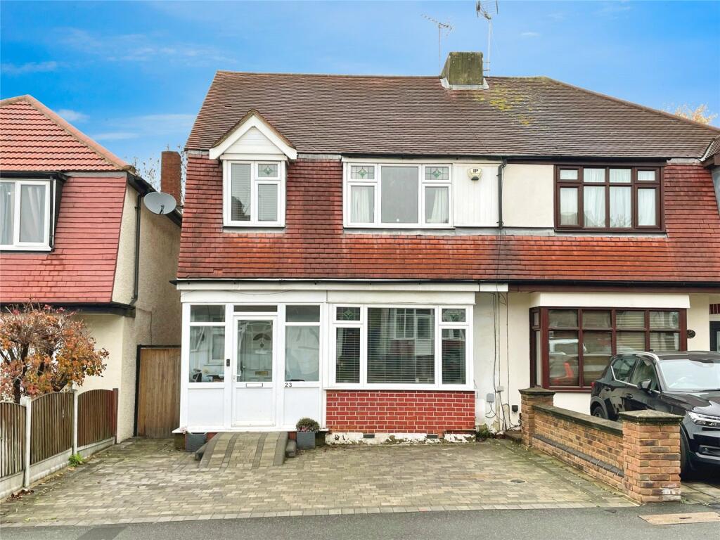 Main image of property: Carlton Road, Gidea Park, Romford, RM2