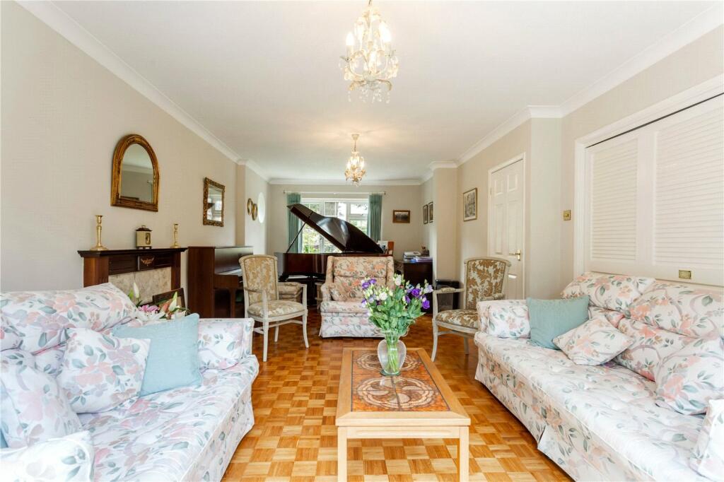 Additional property image - Bowhay, Hutton Mount, Brentwood, Essex, CM13