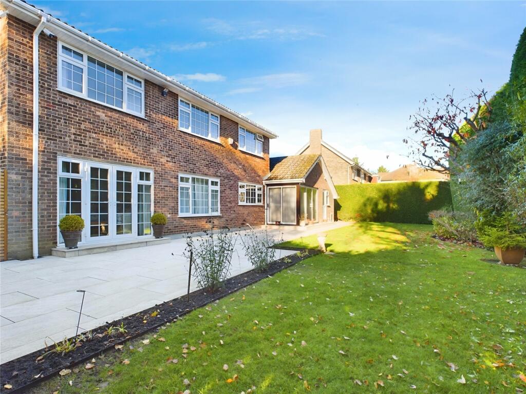 Additional property image - Bowhay, Hutton Mount, Brentwood, Essex, CM13