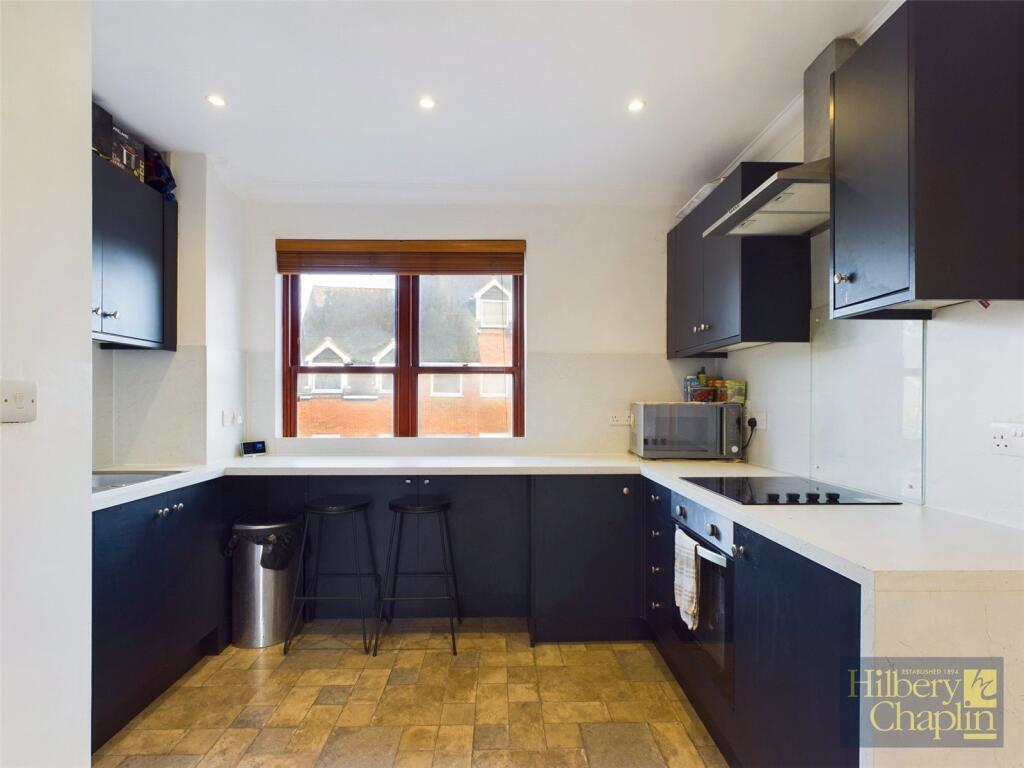 Additional property image - Fryerning Lane, Ingatestone, Essex, CM4