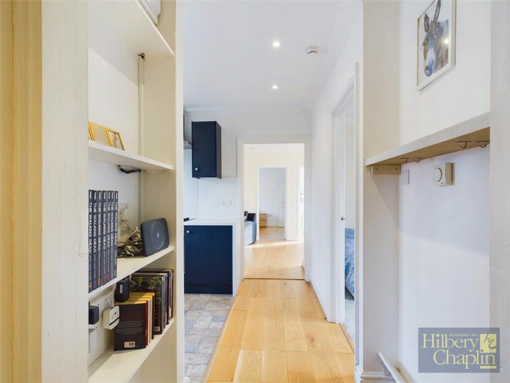 Additional property image - Fryerning Lane, Ingatestone, Essex, CM4