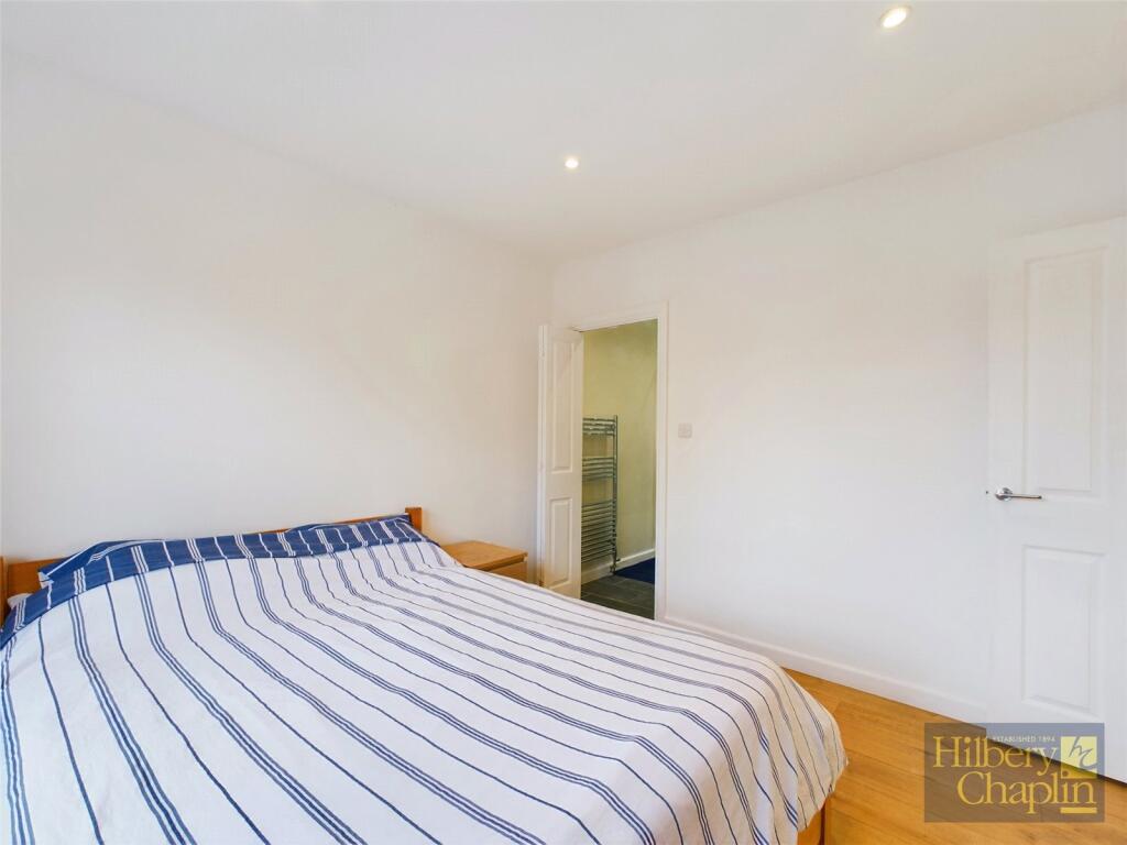 Additional property image - Fryerning Lane, Ingatestone, Essex, CM4