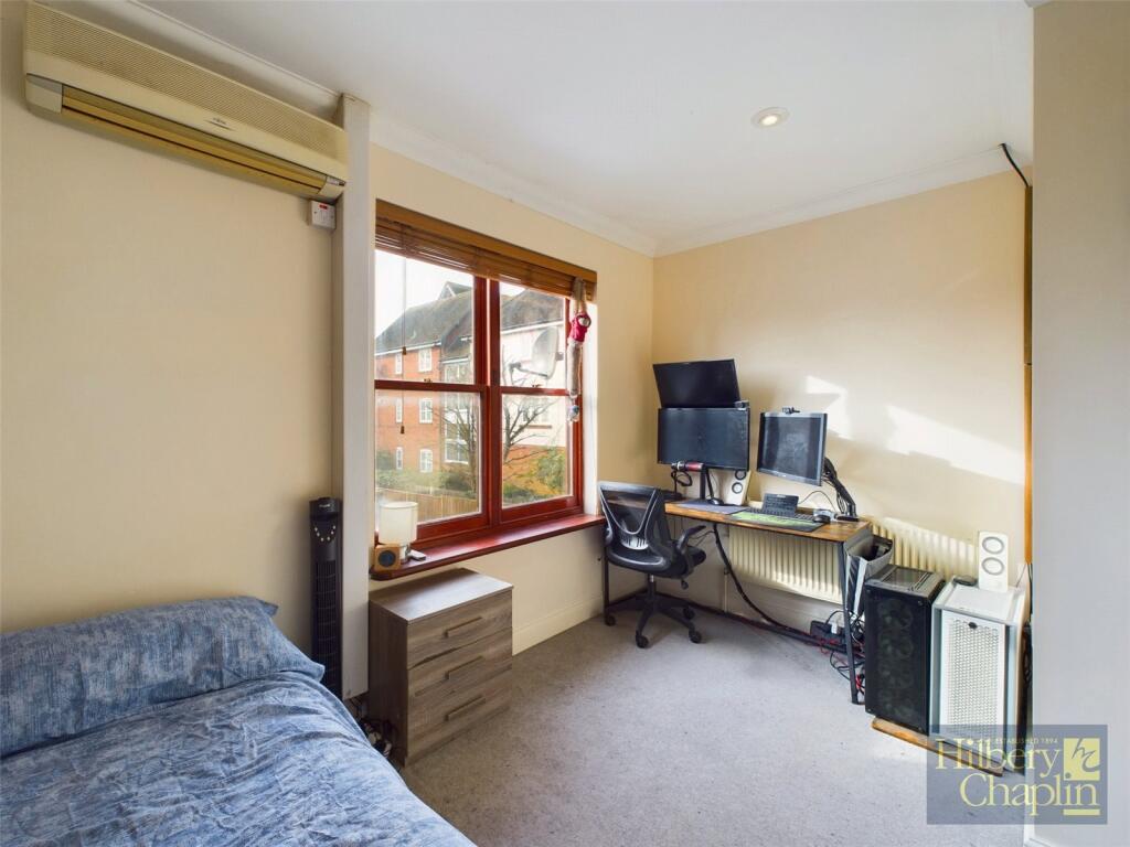 Additional property image - Fryerning Lane, Ingatestone, Essex, CM4