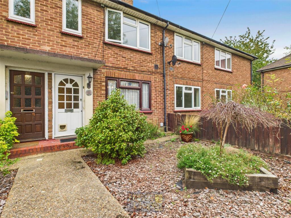 Main image of property: Hawthorn Avenue, Brentwood, Essex, CM13