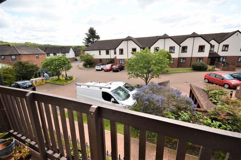 2 bedroom retirement property for sale in Princes Risborough, HP27