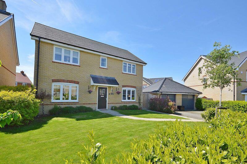 4 bedroom detached house for sale in Longwick, HP27
