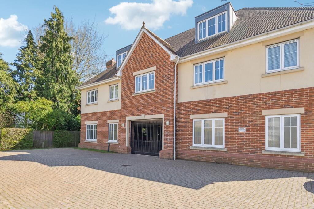 Main image of property: Ledborough Lane, Beaconsfield, HP9