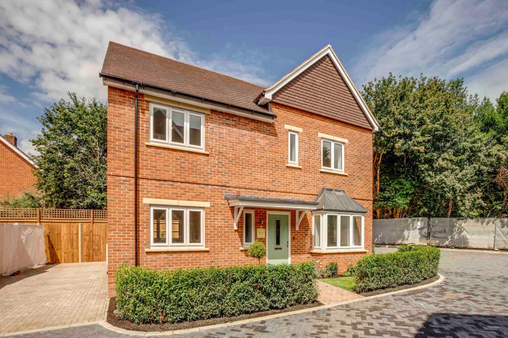 Main image of property: Jubilee Mews, Downley, HP13