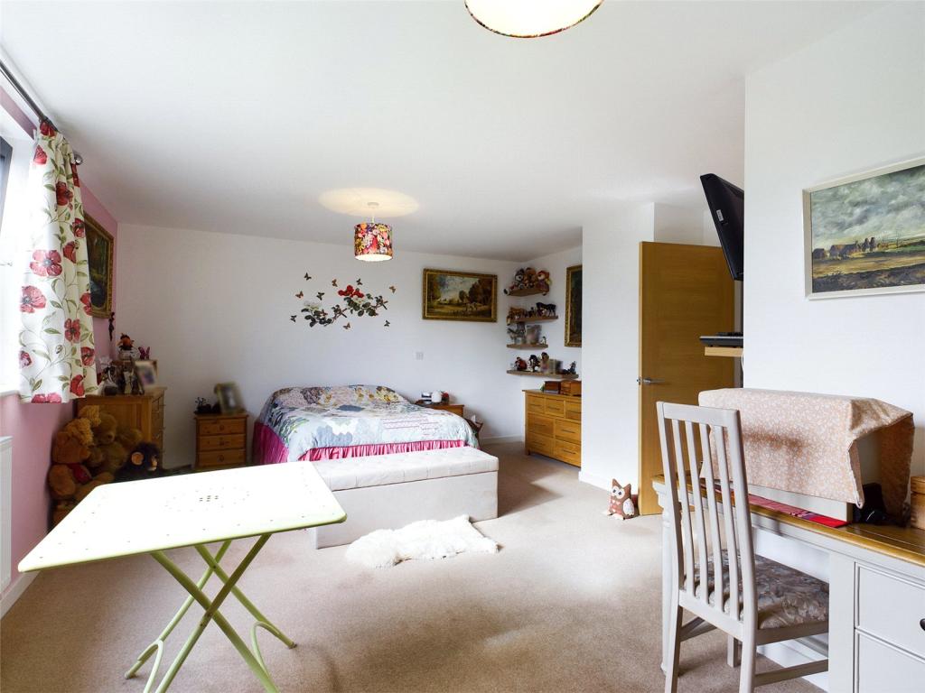 4 bedroom detached house for sale in Chapel Close, Llangrove, Rosson