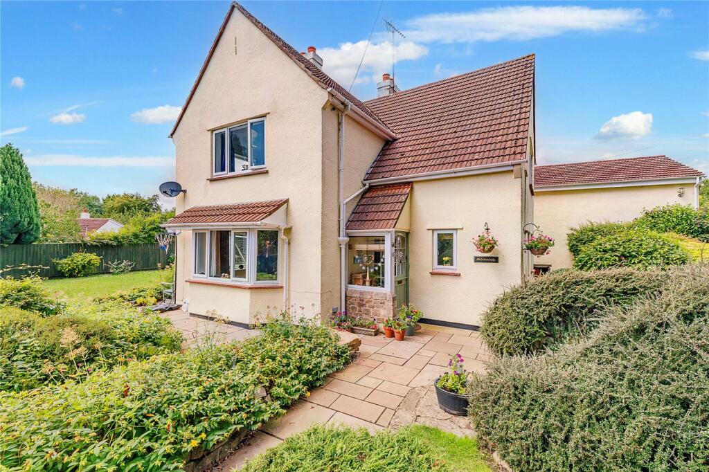 4 bedroom detached house for sale in Howle Hill, RossOnWye