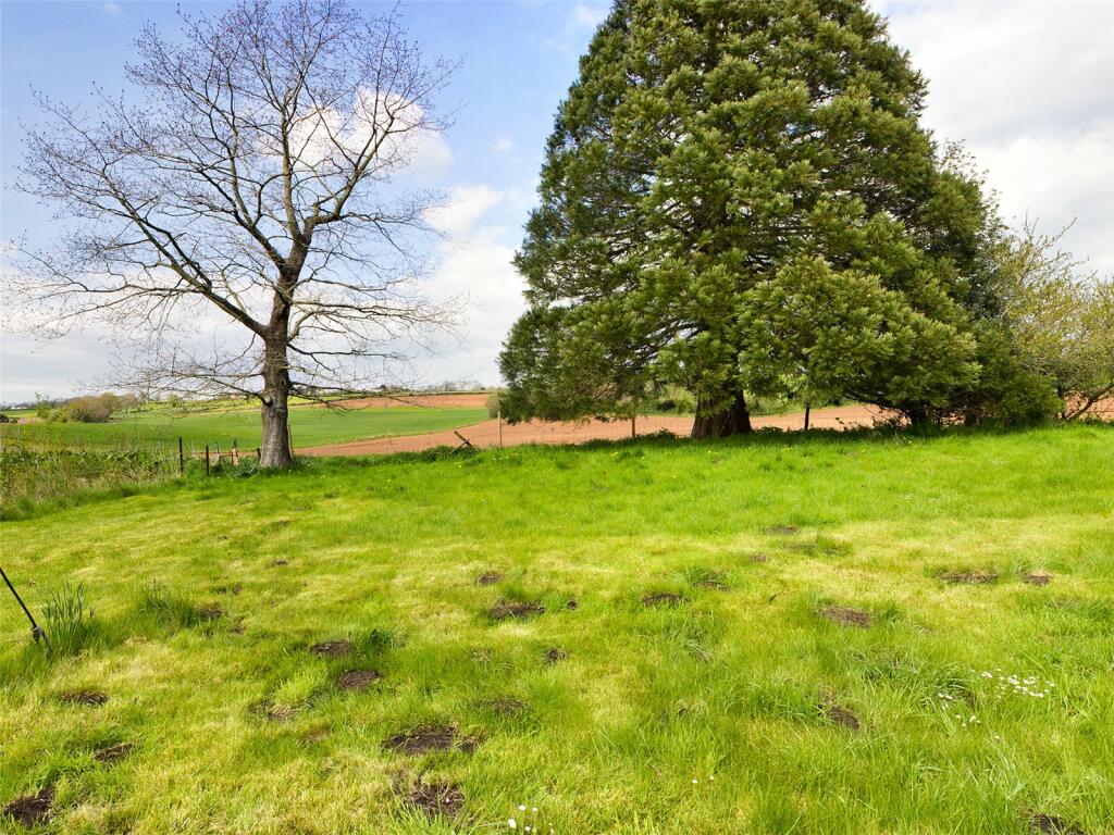 Equestrian facility for sale in Linton, RossonWye, Herefordshire, HR9