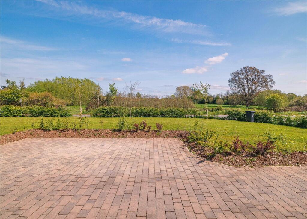 3 bedroom semidetached house for sale in Ariconium Place, Weston under Penyard, RossonWye