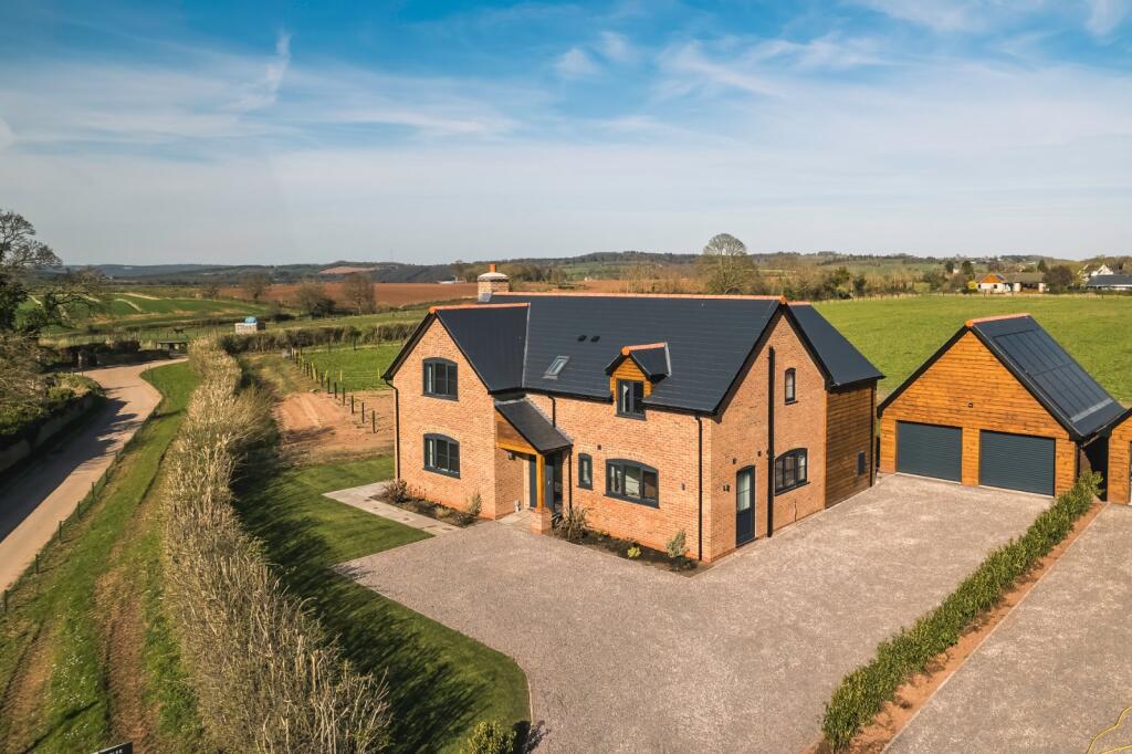 Main image of property: Townsend  Farm Cottages, Brampton Abbotts, Ross-on-Wye, Herefordshire, HR9