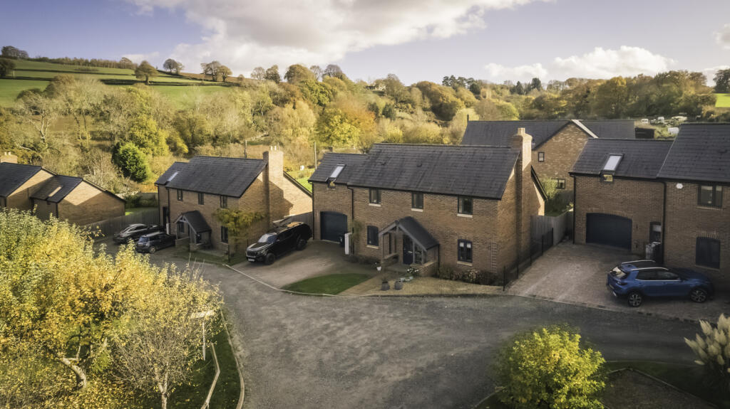 Main image of property: Hunters Hall Way, Lea, Ross-on-Wye, Herefordshire, HR9
