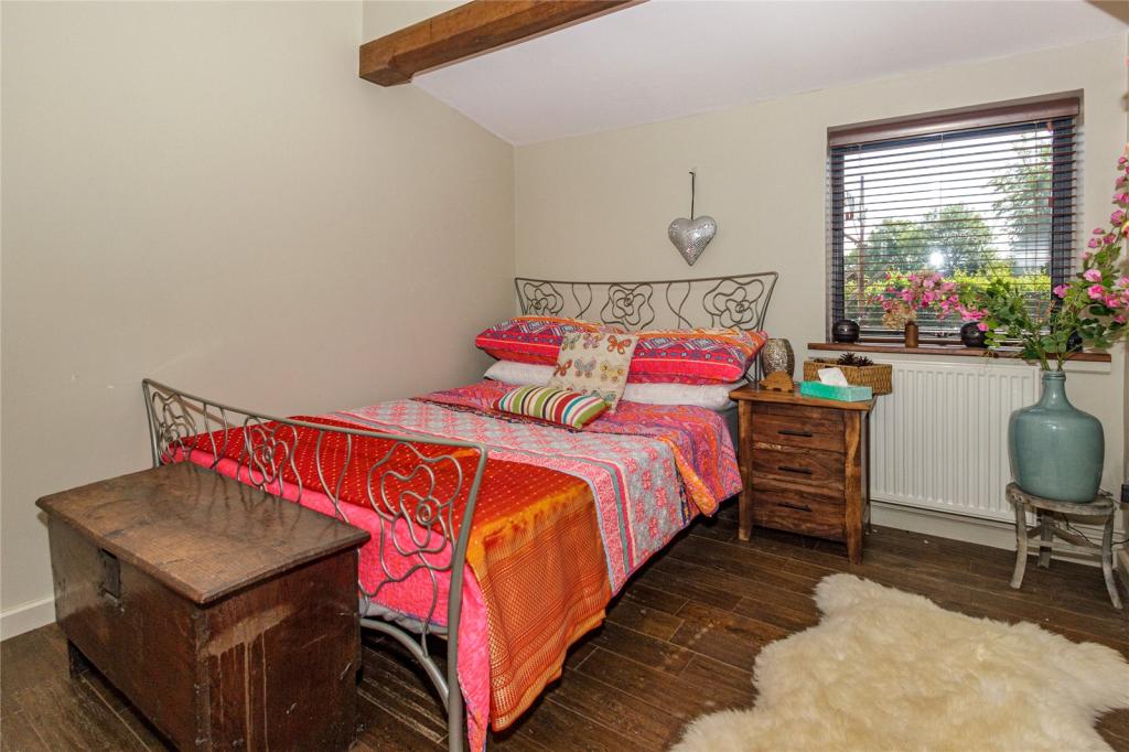 3 bedroom detached house for sale in Little Dewchurch, Hereford, HR2