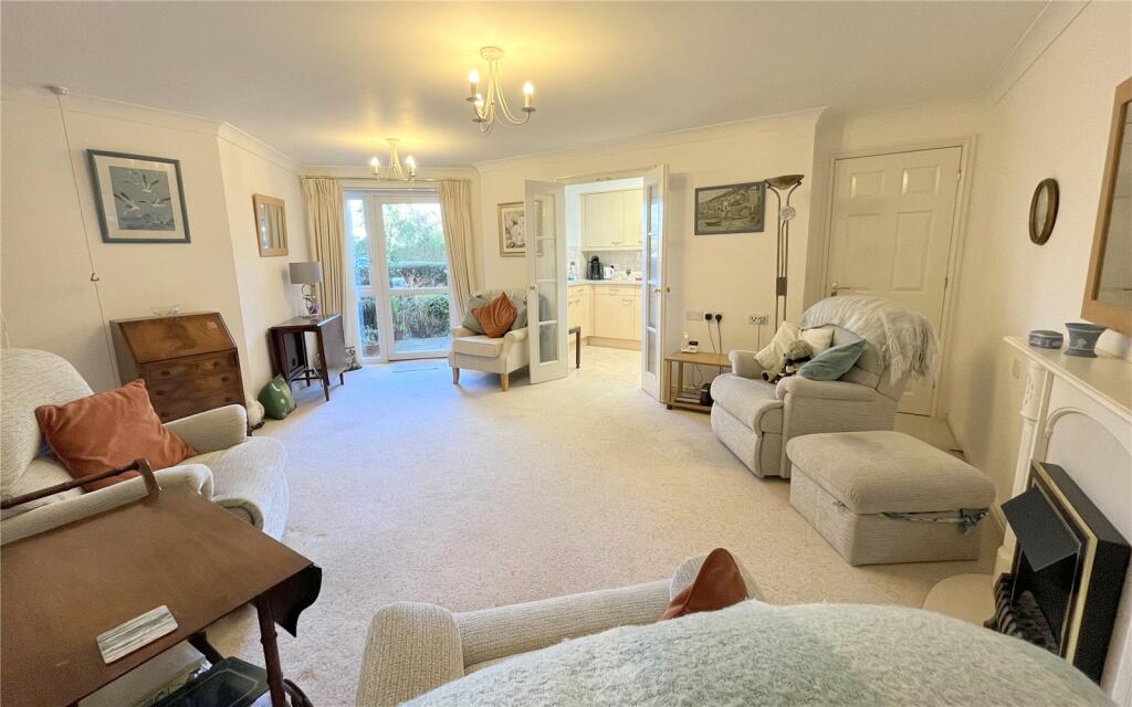 Additional property image - Wortley Road, Highcliffe, Christchurch, Dorset, BH23
