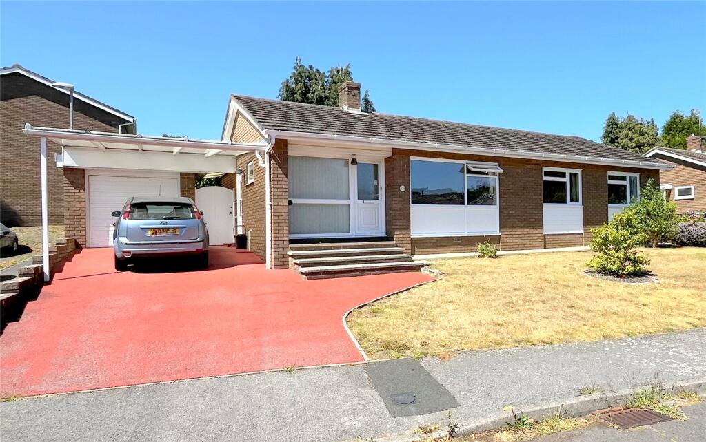 Main image of property: Preston Way, Highcliffe, Christchurch, Dorset, BH23