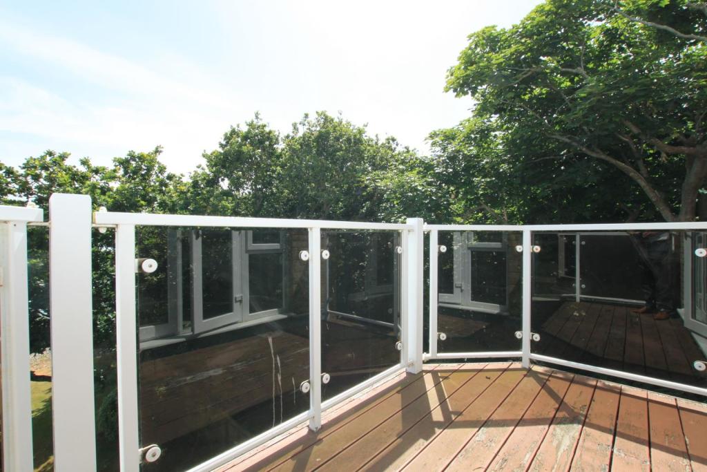 2 bedroom apartment for sale in Rothesay Point, Wharncliffe Road