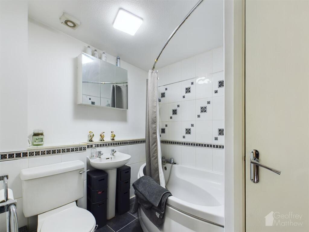 Additional property image - Aylets Field, Harlow