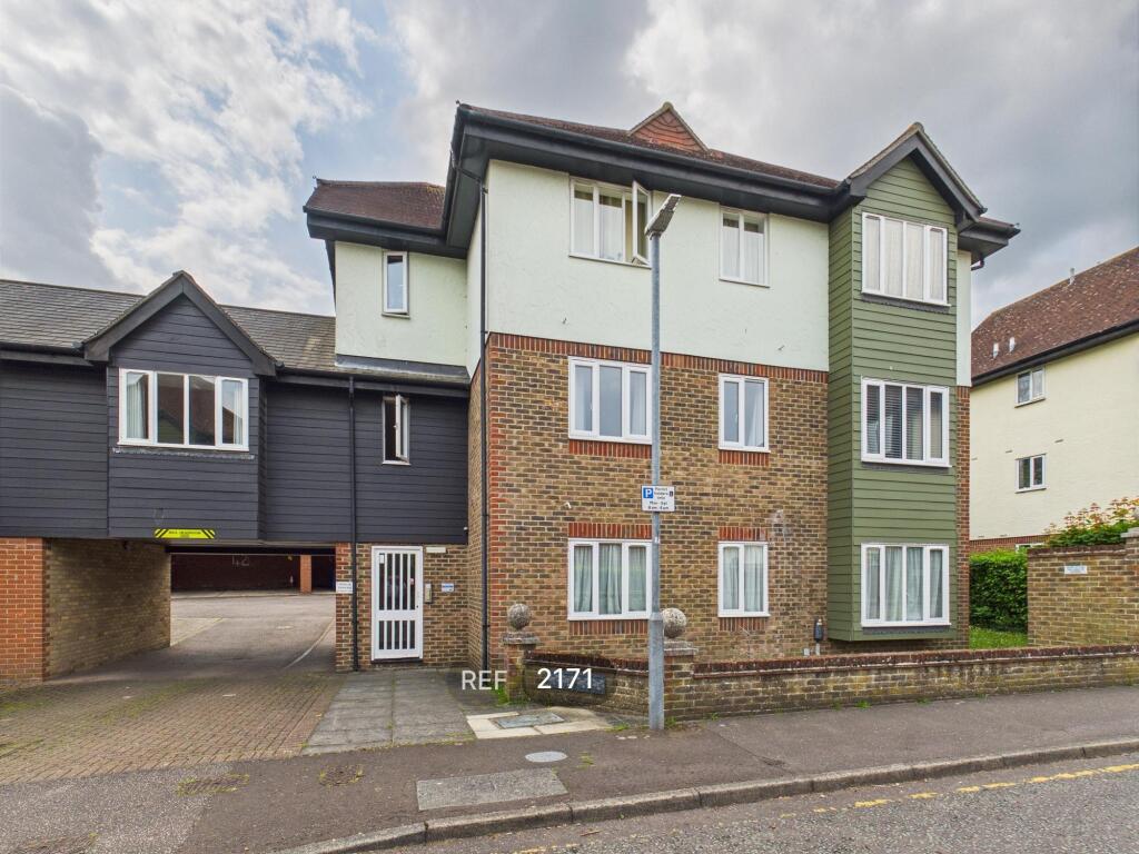 Main image of property: Nicholsons Grove, Colchester, CO1 2XS