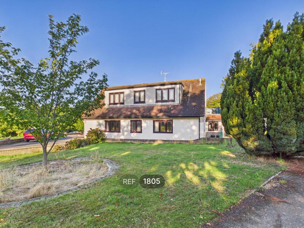 Main image of property: Oakfield House, Grove Road, Tiptree, Colchester, CO5 0JE