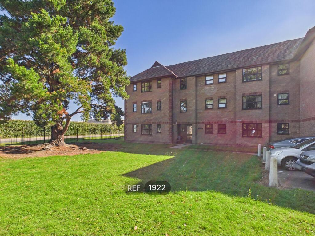 Main image of property: 156, Hanbury Gardens, Colchester, CO4 9TT
