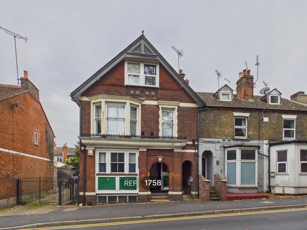 Main image of property: Mersea Road, Colchester, CO2 7EX