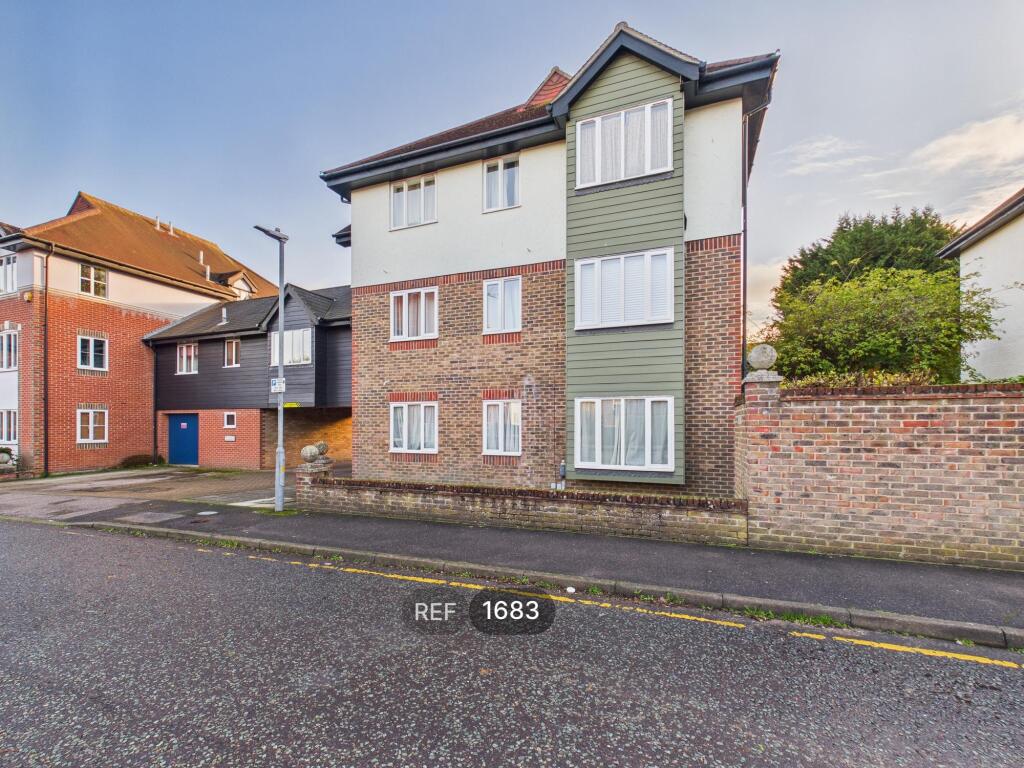 Main image of property: Nicholsons Grove, Colchester, CO1 2XS