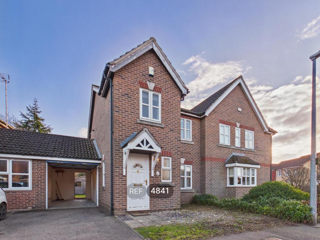 Main image of property: 2, Trajan Close, Colchester, CO4 5GE