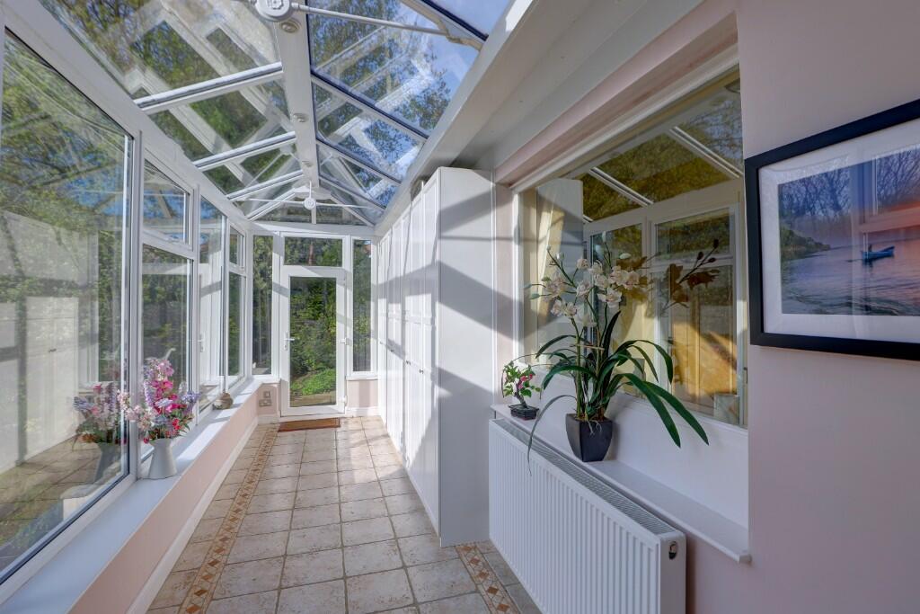 4 bedroom detached house for sale in Brock End, 7 Carr Hill Ridge