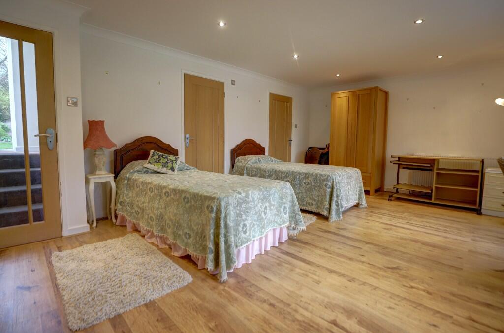 4 bedroom detached house for sale in Brock End, 7 Carr Hill Ridge