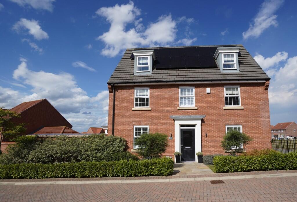 Main image of property: 14 Nightingale Drive, Whitby, North Yorkshire, YO22 4QP