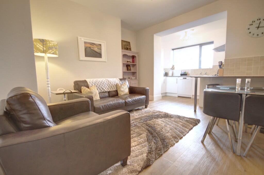 Main image of property: Flat 3, 15 Prospect Hill, Whitby, North Yorkshire, YO21