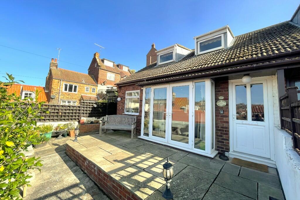 2 bedroom semidetached house for sale in Church Street, Whitby, North