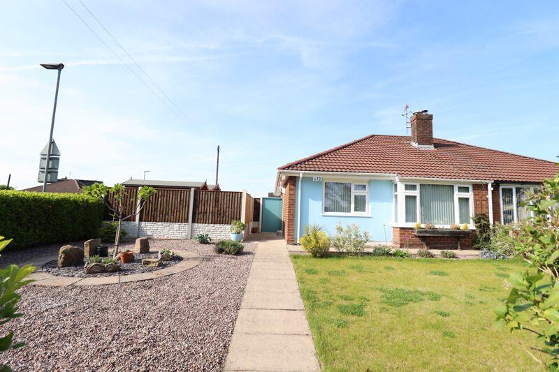 2 bedroom bungalow for sale in Meeting Lane, Penketh, WA5