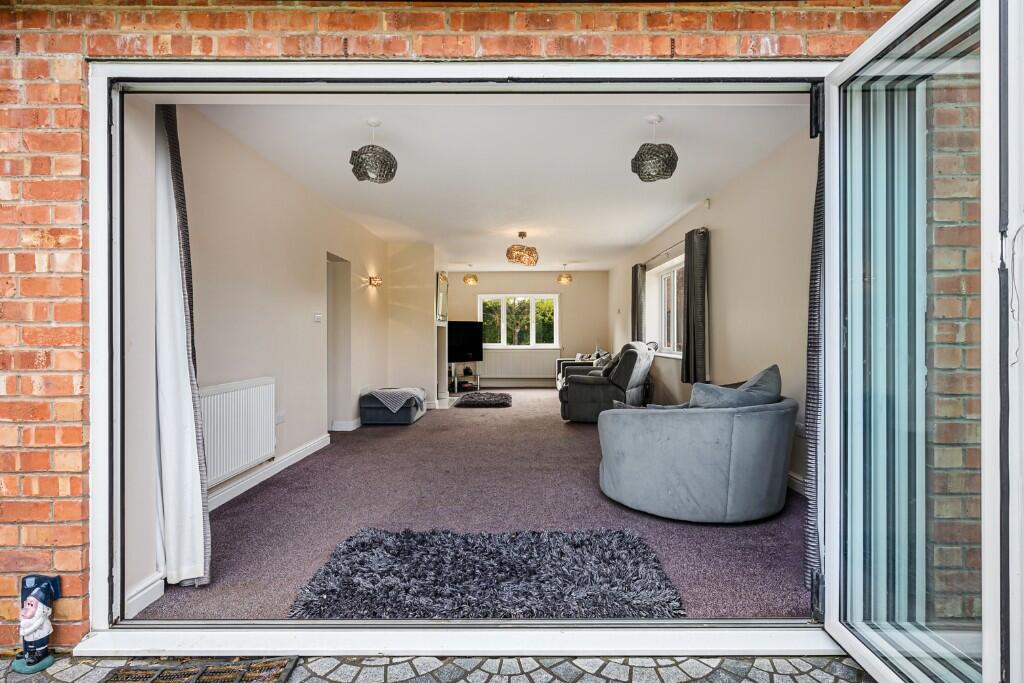 3 bedroom detached house for sale in Edenfield, Gregson Lane, Hoghton