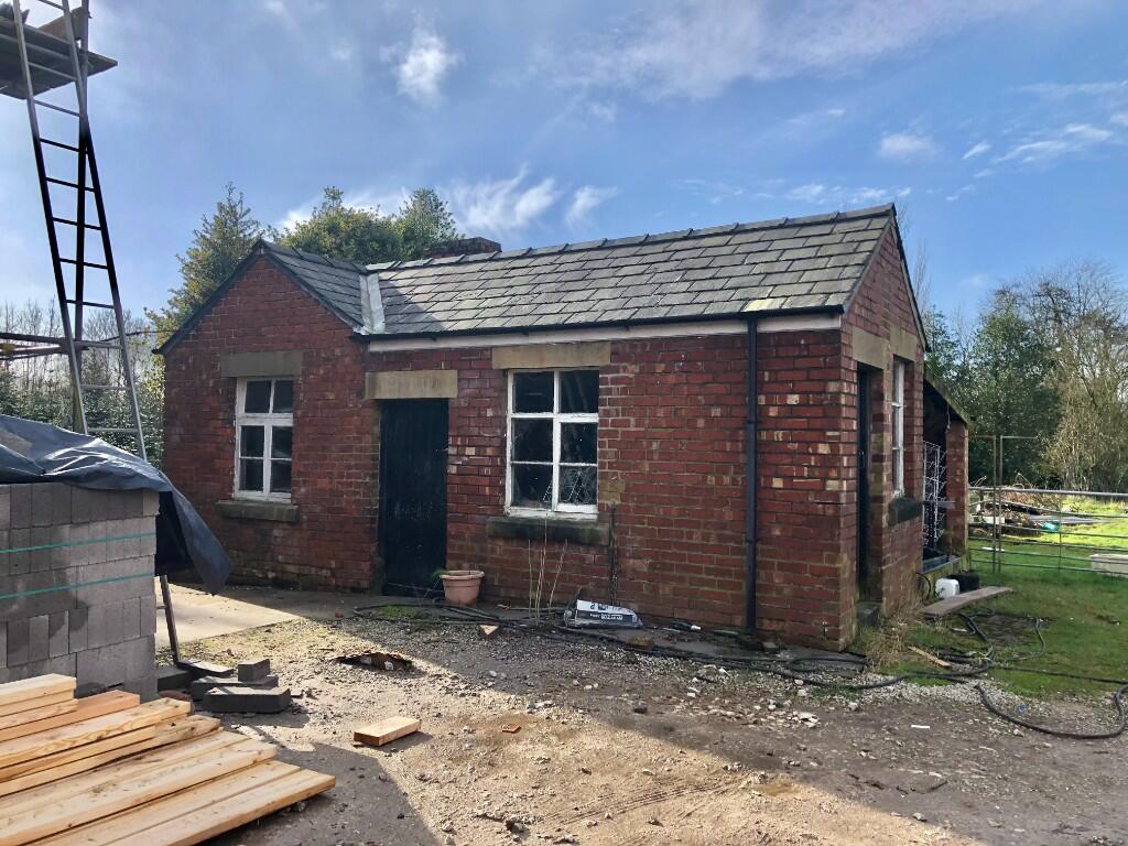 3 bedroom detached bungalow for sale in The Bungalow, Ulnes Walton Lane