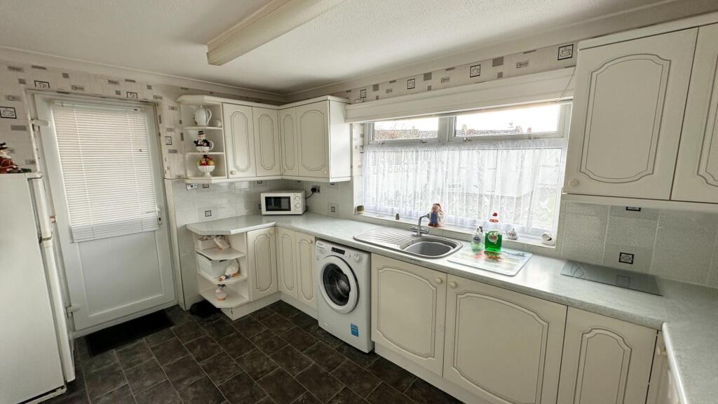 Additional property image - Whiteway Close, Bristol