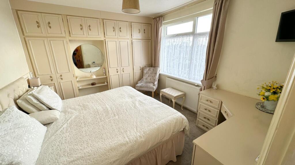 Additional property image - Whiteway Close, Bristol
