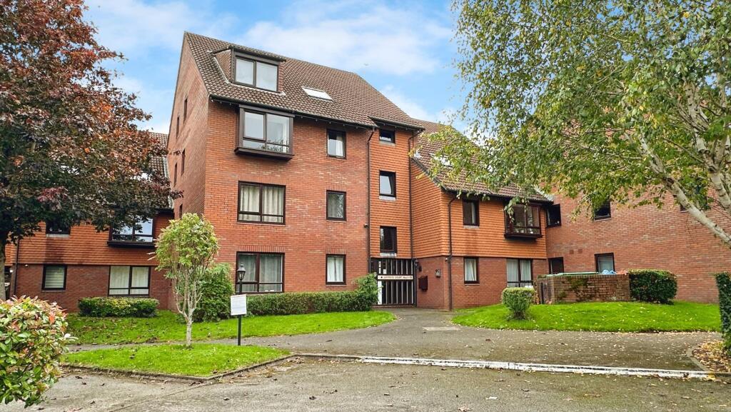 Main image of property: Marina Gardens, Bristol