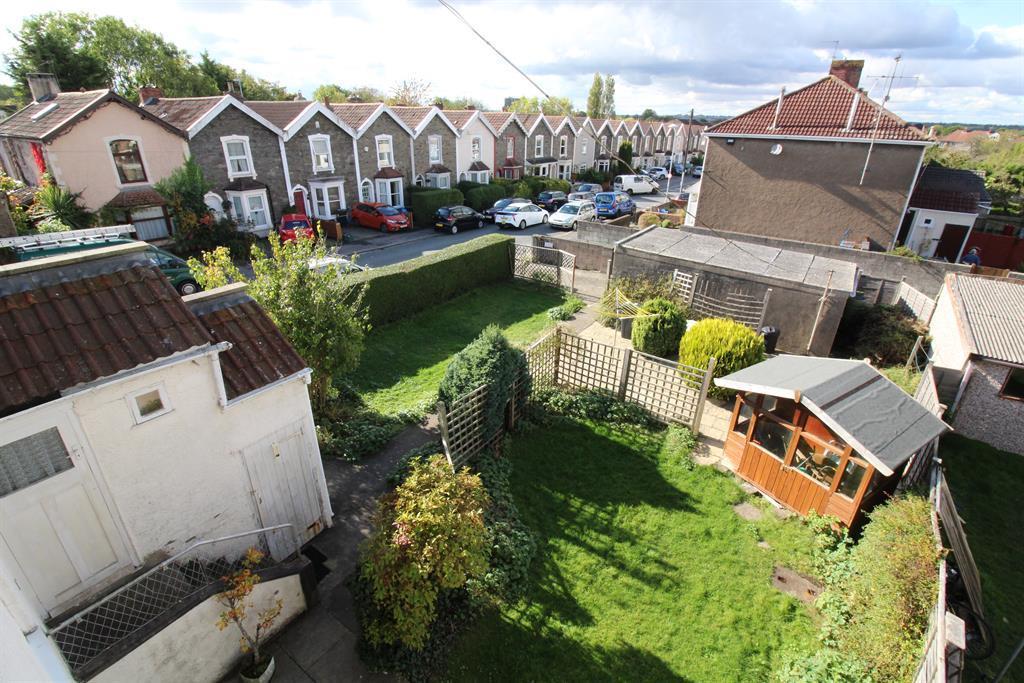 4 bedroom terraced house for sale in Berkeley Road, Fishponds, Bristol