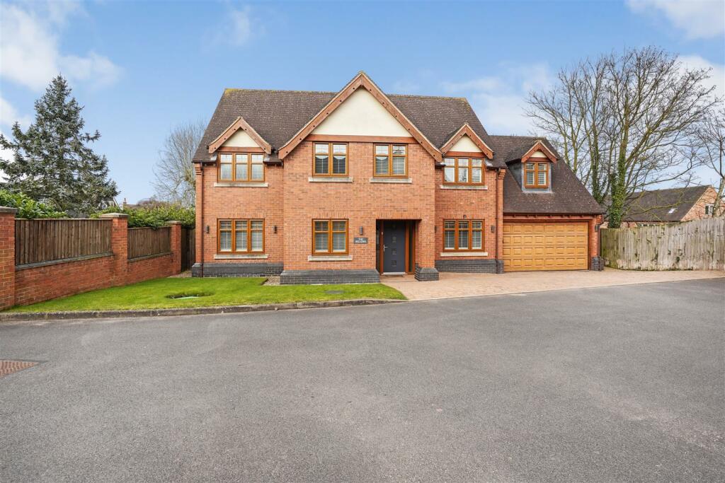 5 bedroom detached house for sale in Main Street, Norton Juxta Twycross, CV9