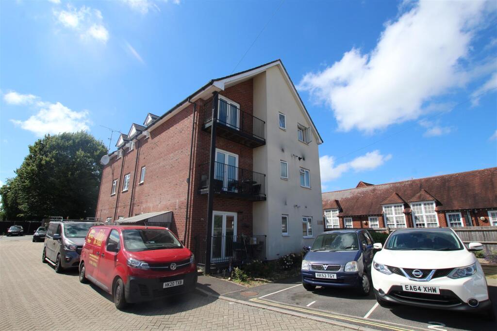 Main image of property: Toynbee Road, Eastleigh
