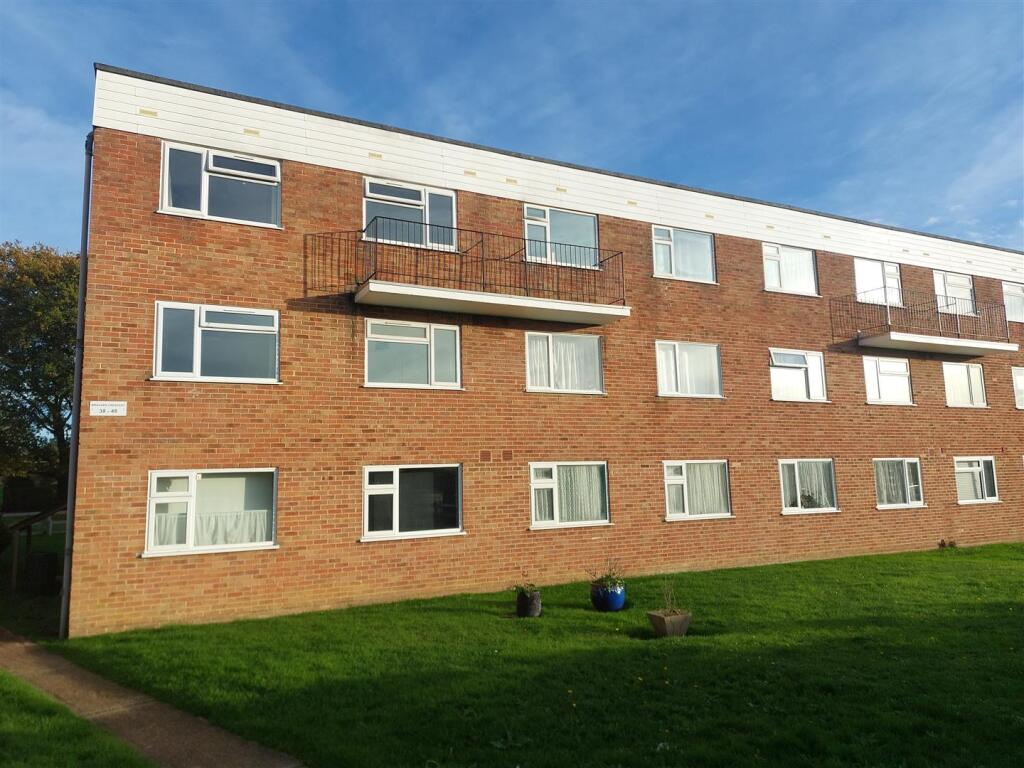Main image of property: Bracken Crescent, Bishopstoke, Eastleigh