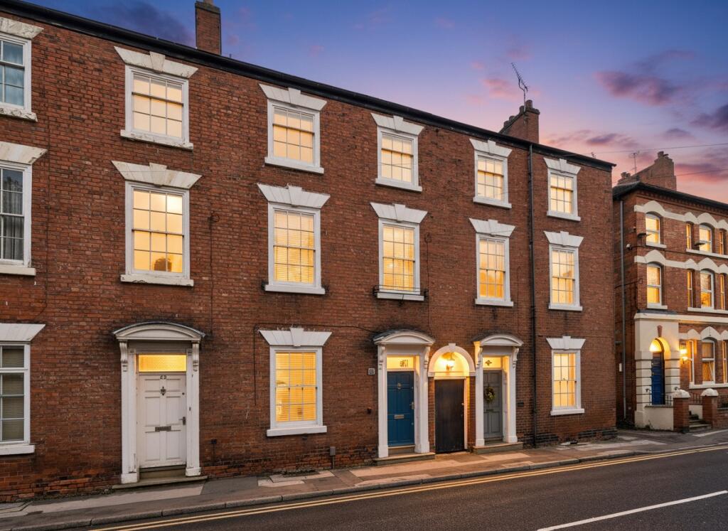 Main image of property: Park Street, Worksop, S80